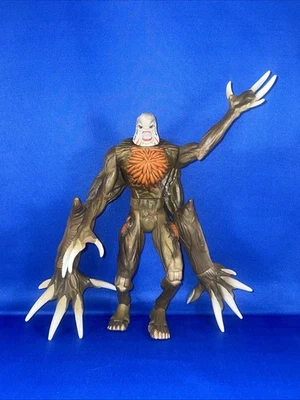 Figura de acción Resident Evil 2 1998 William Birkin con virus ToyBiz Foto 1 de 4