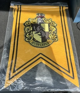 Harry Potter Hufflepuff Banner NEW - Picture 1 of 4