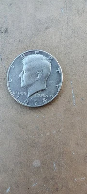 Medio dólar D Kennedy 1974, legítimo FS-101 doble matriz anverso, FCH#446 Foto 1 de 2