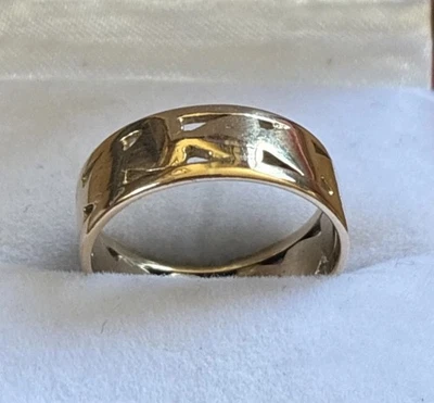 Vintage Patterned 9ct Gold Ring Wedding Band 9 Carat Gold Size L  Christmas Gift - Image 1 of 4