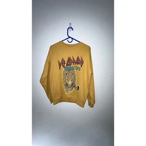 Yellow Def Leppard sweatshirt, 2022, size XS - Picture 1 of 5