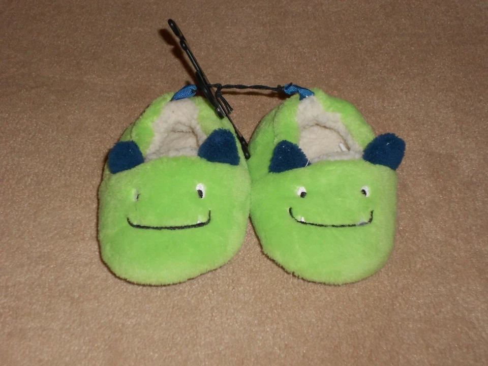 NEW, BABY INFANT BOY GREEN MONSTER SLIPPERS, SIZE 4 - Image 1 of 1