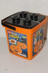 VINTAGE HALLOWEEN LEGO SYSTEM DOLCETTO O SCHERZETTO 250 PEZZI 1998 NOS NUOVO CON SCATOLA RARO!! - Foto 1 di 3