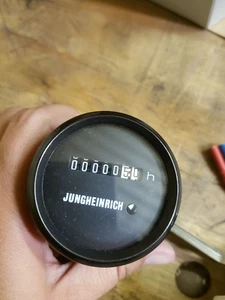 440064486 HOUR METER FITS: ERP TA (LG299), ERP TB (LG340) - Picture 1 of 5