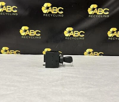 2005-07 Mercedes Benz C280 Automatic Trans. Ignition Switch w/ Key Assembly OEM - Image 1 of 4