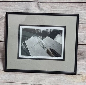 Fotografia con cornice firmata e datata Torri Gemelle, 1997 - Firmata originale - Foto 1 di 5