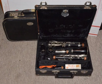 1974 年自助餐 Crampon Evette 巴黎单簧管 vandoren m15 奖金见演示 — 第 1/4 张图片