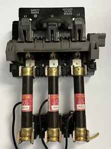 Allen Bradley 40021-558-02 30 Amp 600VAC Fusible Disconnect Switch  - Picture 1 of 3