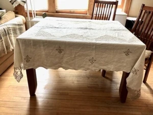 Tablecloth 53x68" Linen, Outstanding Hand Embroidered, Ecru, 12 Matching Napkins - Picture 1 of 12