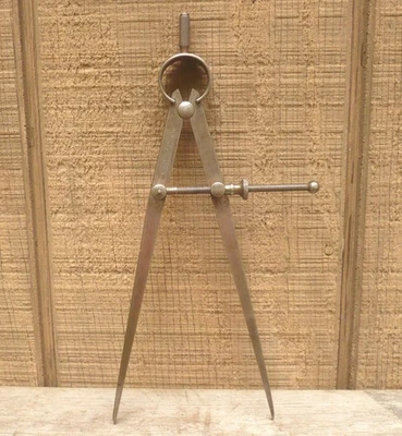 Vintage Brown & Sharpe No. 810 8" Flat Leg Dividers - Image 1 of 4