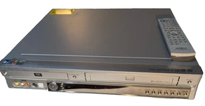 Insignia IS-DVD100121 VCR/DVD Combo with remote - Tested - Bild 1 von 3