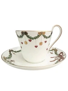 ROYAL COPENHAGEN "Star Fluted" CUP & SAUCER 240ml Christmas DR-226 - Picture 1 of 8