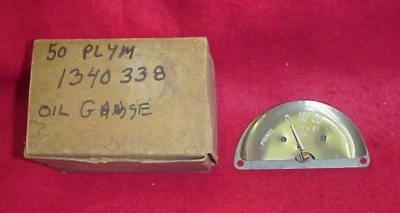 NOS 1950 50 PLYMOUTH OIL PRESSURE GAUGE MOPAR 1340338 - Image 1 of 4