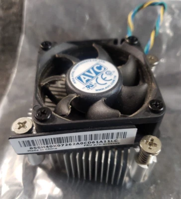 Lenovo 90DQ Heat Sink with 4-Pin Fan 8SSH40K07262A0CD61A11LC.............. (SB4) - Image 1 of 4