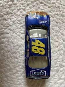 2002 Jimmie Johnson #48 Lowe's Looney Tunes Rematch Monte Carlo 1/24 Action NEW! - Picture 1 of 5