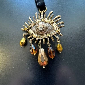 Chico's Gold Tone Beaded Eye and Dangle Beads Pendant on 2" Velvet Strap - Bild 1 von 9