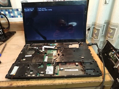 Hp Probook4510S,Enciende y Entra en bios ,Averiado Para Piezas. - Imagen 1 de 4