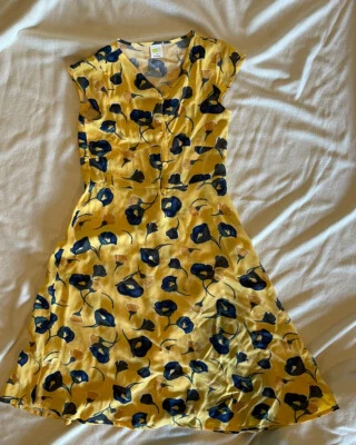 Vestido Crazy 8 joven niña talla 7 azul y amarillo usado en excelente estado Foto 1 de 2