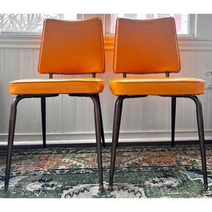 Pair of Orange MCM Midcentury 1970s Chairs - Vinyl w Metal Legs - Good VTG Cond. - Picture 1 of 10