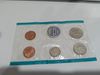 1969   5 Coin US Mint Set - Image 1 of 2