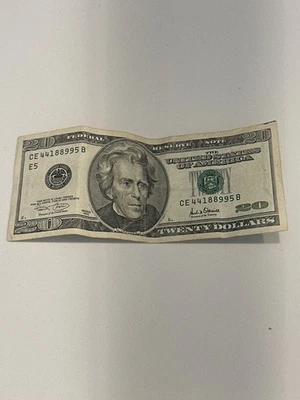 Банкнота 20 долларов (двадцатидолларовая банкнота) - серия 2001 - Изображение 1 из 2