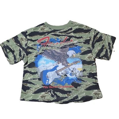 Camiseta Fender Eagle Guitarra Camuflada Gráfica Manga Corta Talla XXS NUEVA CON ETIQUETAS Foto 1 de 4