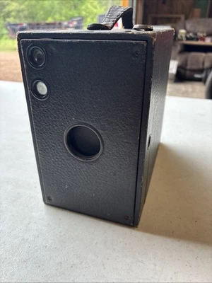 Cámara fotográfica usada Kodak Nº 2C modelo A Brownie 130 rollo Foto 1 de 4