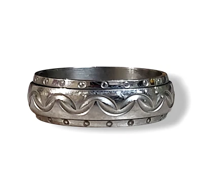 Anillo de preocupación giratorio con banda de acero inoxidable para hombre talla 13,5 Foto 1 de 3