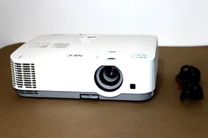 NEC ME331X, 3300 Lumens 3LCD with HDMI.Lamp Hour used is not more than 1399 Hrs. - Picture 1 of 10