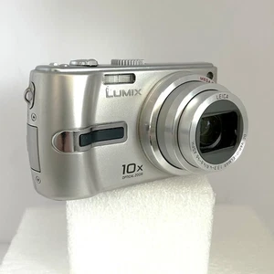 Panasonic Lumix DMC-TZ3 7.2MP Digital Camera - Silver - Very Good Condition - Picture 1 of 12