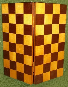 TABLERO DE AJEDREZ PLEGABLE DE VIAJE A CUADROS DE MADERA MARRÓN USADO HECHO A MANO - Imagen 1 de 12