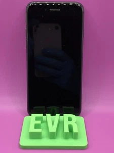 Apple iPhone 8 64GB Fast Shipping - Picture 1 of 6