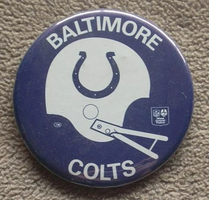 VINTAGE 1979 - 1983 BALTIMORE COLTS ☆HELMET WITH NFL LOGO☆ 3 1/2" PIN BUTTON - Picture 1 of 1