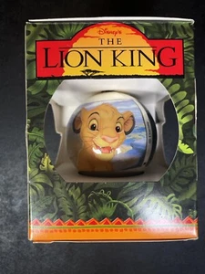 Disney Store "Der König der Löwen" Mufusa, Nana & Simba Weihnachtskugel Ornament Neu in OVP - Bild 1 von 7