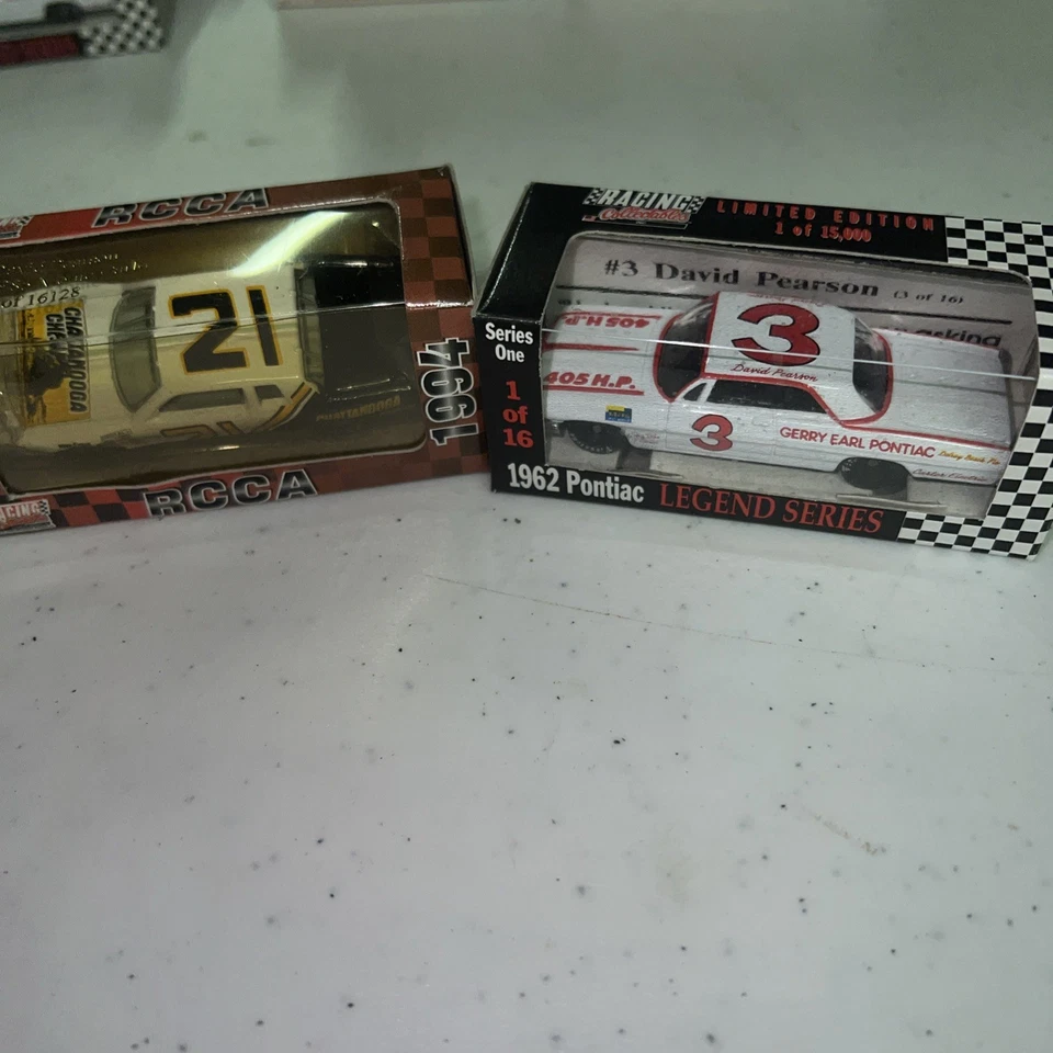 Rcca David Pearson Lot (2) Cars 1/64 - Image 1 of 1