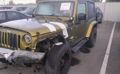 2008 Jeep Wrangler 3.8L Engine Motor OEM 129K Miles - LKQ435674127 - Image 1 of 4