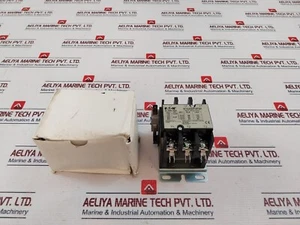 EATON XTCDDP3P20 AC Magnetic Contactor 30A 380V 50/60Hz - Picture 1 of 10