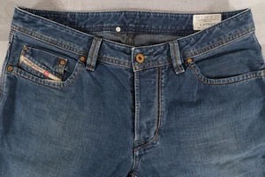 Pantalones de mezclilla para hombre Diesel LARKEE regulares rectos azules W33 L27 lavado 008XY - Imagen 1 de 14