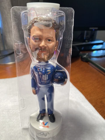 DALE EARNHARDT JR 88 VALVOLINE 150 YEARS MOTOR OIL CAN BOBBLE HEAD Cover