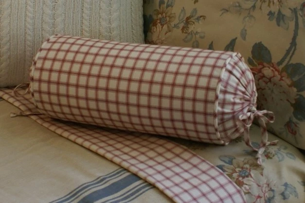 Новый заказ Ralph Lauren озеро дом красный чек шеи рулон подушка шеиroll - Изображение 1 из 1