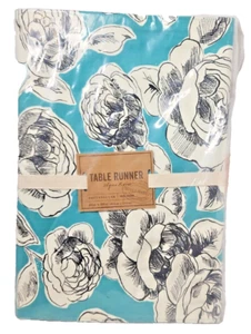 World Market Table Runner Aqua Rose 16" × 90" Aqua Rosie (T21) - Imagen 1 de 4