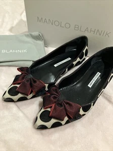 Manolo Blahnik Gr. EU 40,5 USA 9-9,5 Polka Dot Flats, Marroon Schleife, Samt mit Karton - Bild 1 von 19