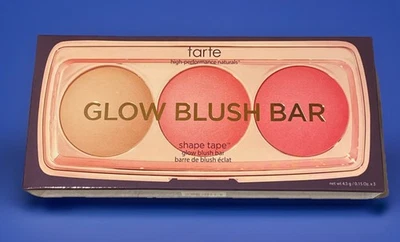 Barra de rubor Tarte Glow ~ Trío de rubor e iluminador en ~The Rose Bar ~ Cosmético de maquillaje Foto 1 de 4