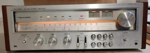 Realistic STA-2000 AM/FM Stereo Receiver Vintage - Missing 2 Knobs - Picture 1 of 19