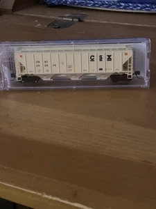 Tolva cubierta Micro-Trains Line MTL escala N CSX 3 bahías, nueva en caja, CSXT 253876 - Imagen 1 de 3