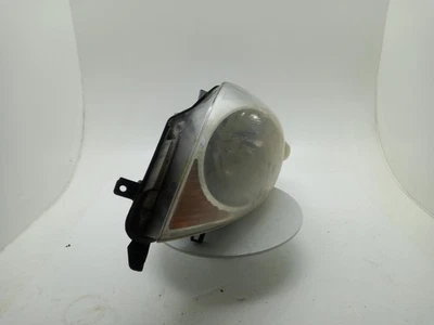 Faro delantero derecho Nissan Note O/S 2004-2008 5 puertas MPV   Foto 1 de 4