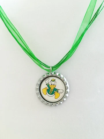 COLLEGE FANS!!  University of Oregon DUCKS Necklace Cover