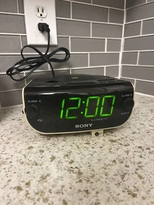 Sony Dream Machine ICF-CD815 FM/AM Radio CD Player Dual Alarm Clock w/ Aux Input - Picture 1 of 8