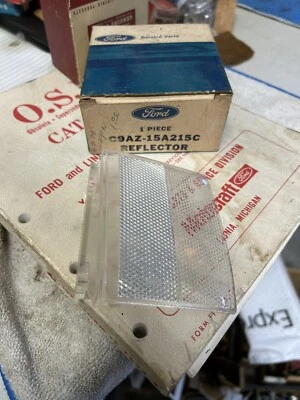 Ford Country Squire Ranch Wagon 1969 1970 lente marcadora lateral derecha C9az-15A215-C Foto 1 de 4