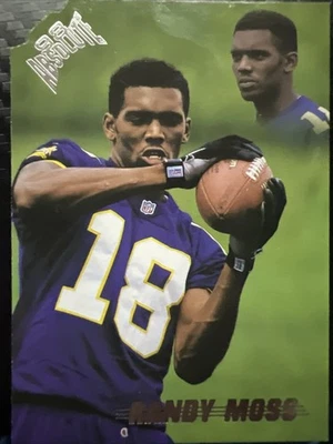 1998 Playoff Absolute Retail - Randy Moss #40 (RC) - Image 1 of 2